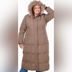 Full Length Down - Never Worn, Light XXL 2X Women’s Winter Coat Free Country